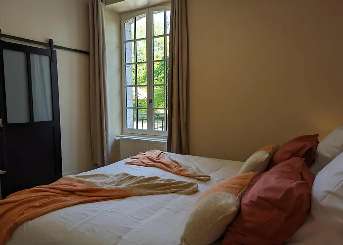 Avec Piscine Chauffée Et Wi-fi En Pleine Nature - Fr-1-653-283 * Pranzac